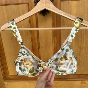 Vintage Victoria’s Secret bra